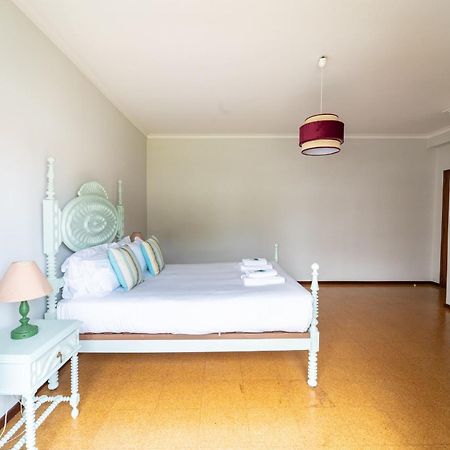 Amorosa Villa, 500M From The Beach By House And People Exterior photo
