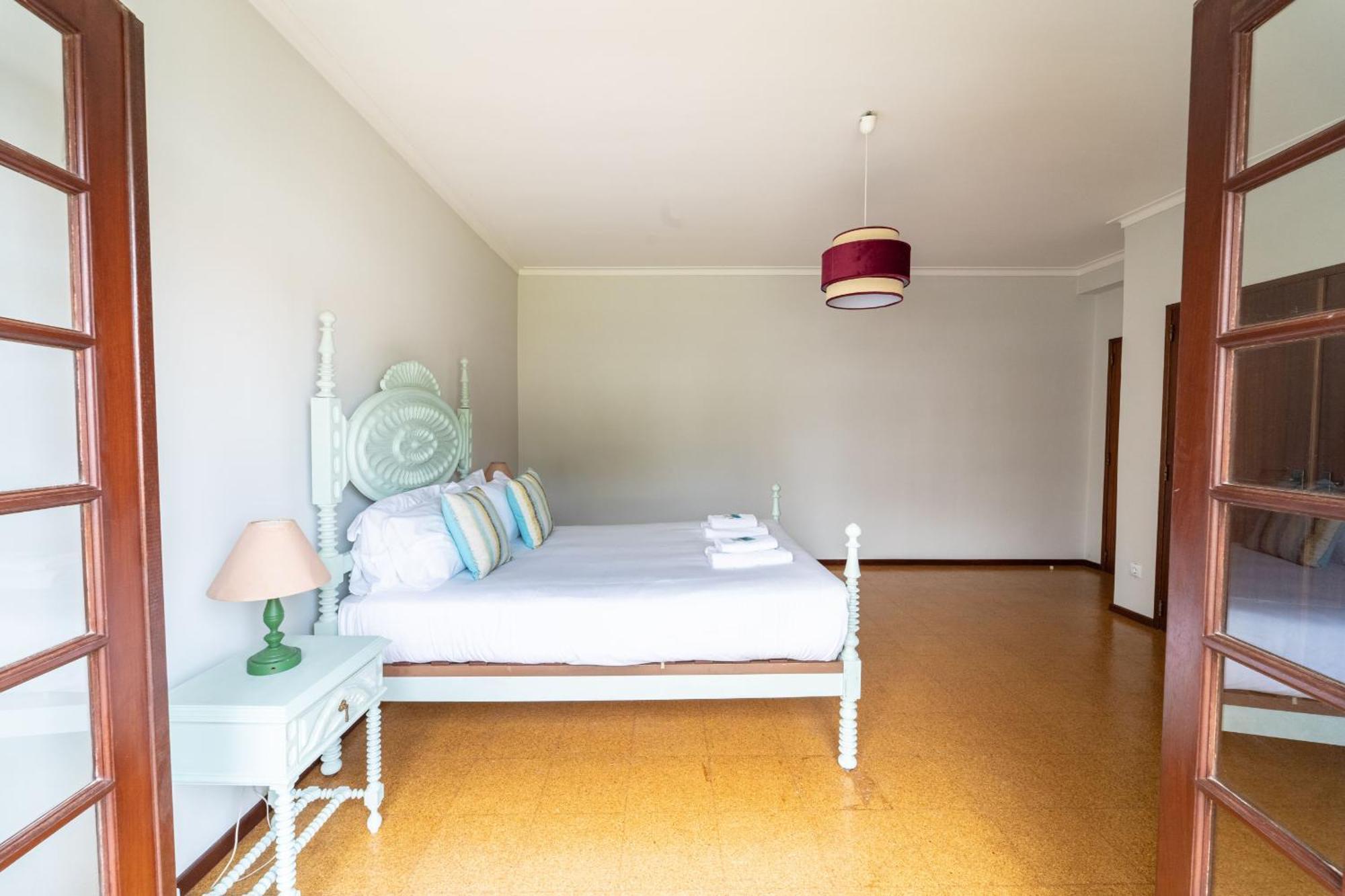Amorosa Villa, 500M From The Beach By House And People Exterior photo